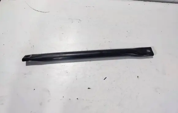 BMW 5 F10 F11 Radiator support slam panel bracket 7180317
