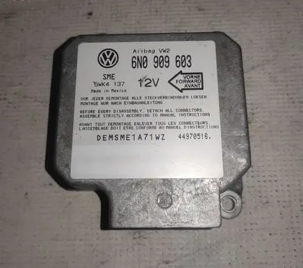 Volkswagen Transporter - Caravelle T4 Airbag control unit/module 6N0909603