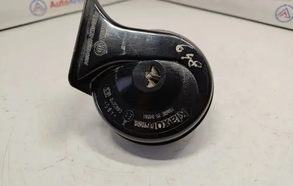 BMW 5 E60 E61 Horn signal 6935987 61336935987
