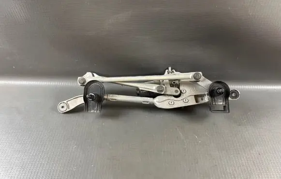 Toyota C-HR II Front wiper linkage and motor W810606 W828960