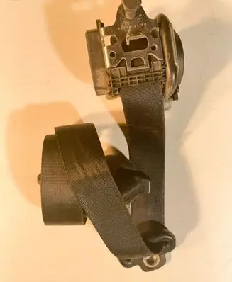 Mercedes-Benz B W245 Front seatbelt 602877300