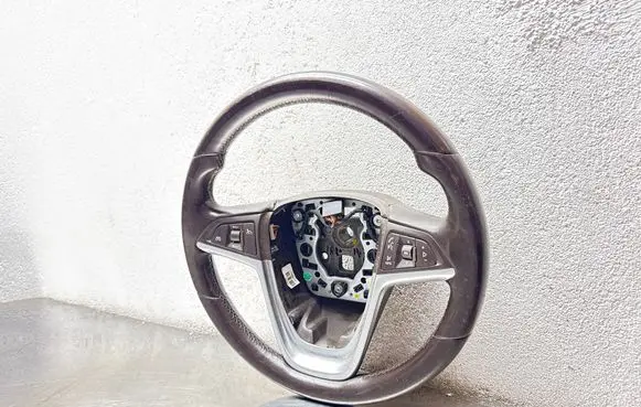 Opel Insignia A Steering wheel 13306886 79LTW9