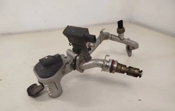 Ford F150 EGR valve JT4E9D460AD JT4E90475A