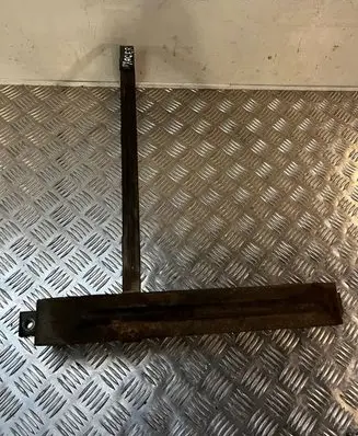 Chrysler Voyager Fuel tank mounting bracket 