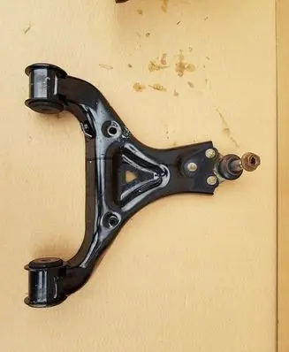 Mercedes-Benz Vito Viano W447 Front lower control arm/wishbone A4473303100MERCCC