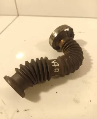 Volvo V70 EGR valve line/pipe/hose 