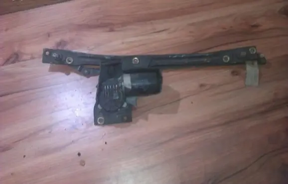 Ford Sierra Front wiper linkage and motor