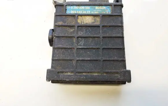 Mercedes-Benz 190 W201 Engine control unit/module 0280800100 0025453632