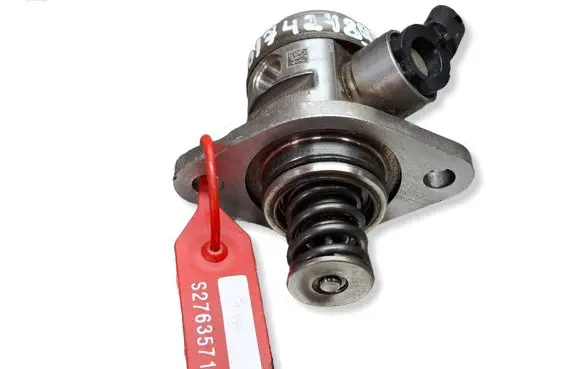 Renault Austral Mechanical fuel pump S27635717 8201742489