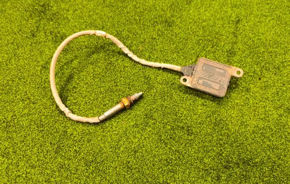 Renault Master III Lambda probe sensor 227903557R 5WK97977