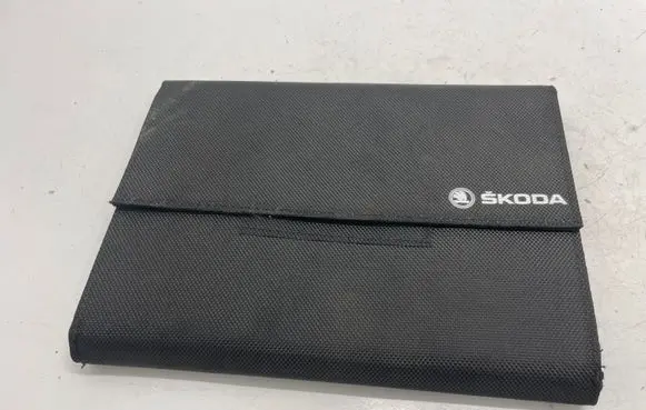 Skoda Kodiaq Owners service history hand book 