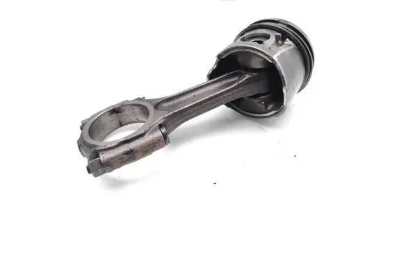 Peugeot 307 CC Piston with connecting rod RHR DW10BTED4