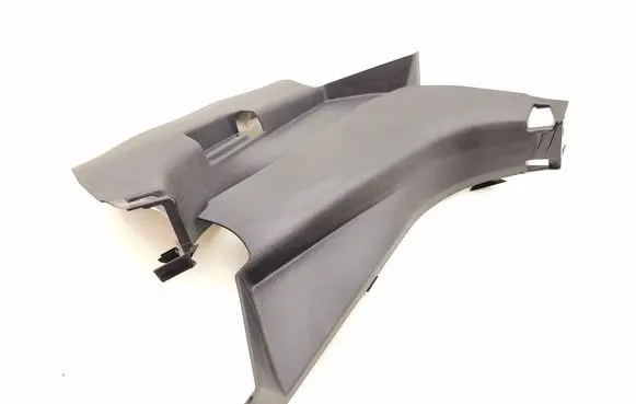 Foot area side trim