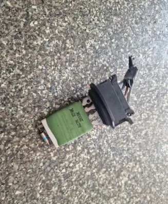 Smart ForFour I Heater blower motor/fan resistor