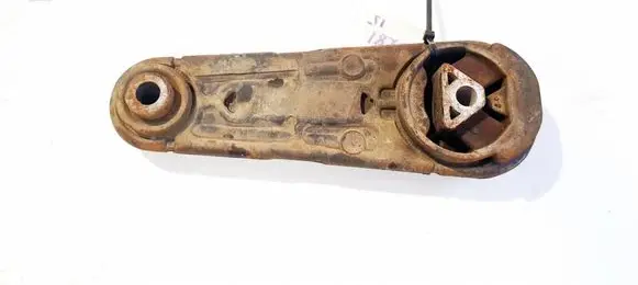 Nissan Tiida C11 Engine mount bracket