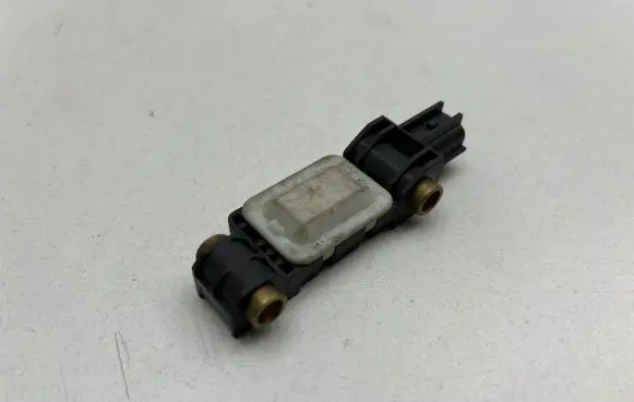 Audi A4 S4 B6 8E 8H Airbag deployment crash/impact sensor 8E0959643