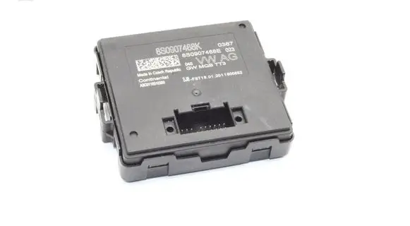 Audi TT TTS RS Mk3 8S Gateway control module 8S0907468K
