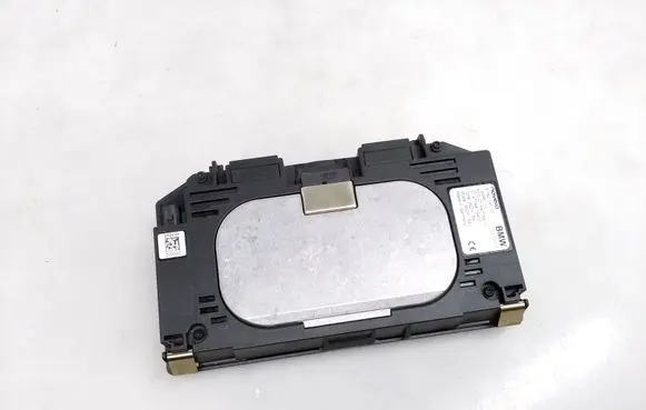 BMW 7 G11 G12 Wireless charging module 8782147 133997