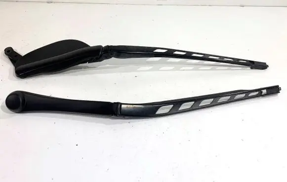 BMW 5 E60 E61 Front wiper blade arm 7035103