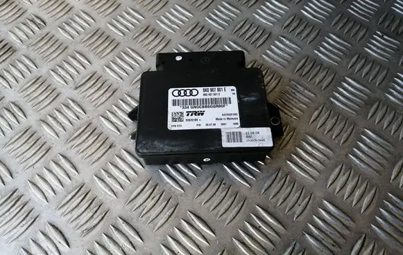 Audi A5 8T 8F Hand brake control module 8K0907801E A2C53281093