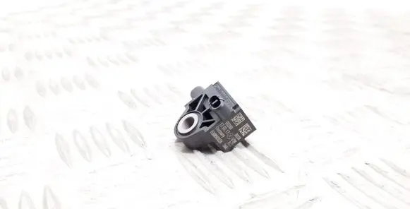 Audi A3 S3 8V Airbag deployment crash/impact sensor 5Q0959352A