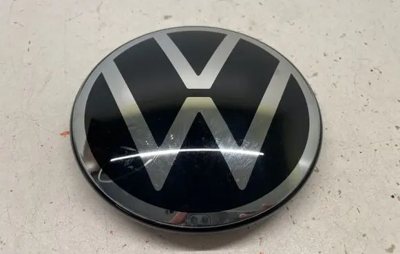 Volkswagen Golf VIII Manufacturer badge logo/emblem 5H0853601H