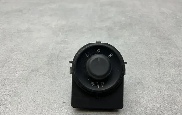 Opel Mokka Wing mirror switch 95034818