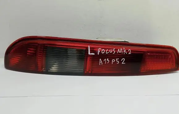 Ford Focus Rear/tail lights 4M5113N004