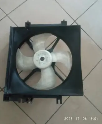 Subaru Legacy Air conditioning (A/C) fan (condenser) 
