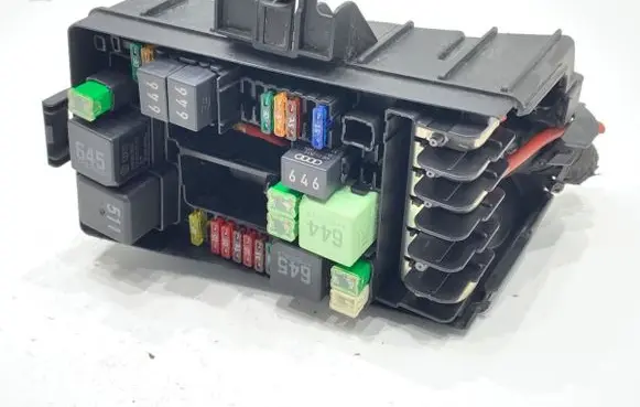 Skoda Octavia Mk3 (5E) Fuse box set 5Q0937125B