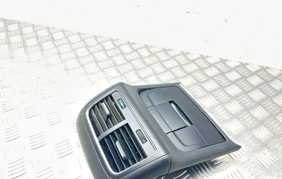 Audi A5 8T 8F Rear air vent grill 8K0864376 0000249521