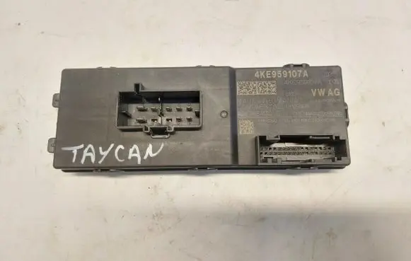 Porsche Taycan 9J1 Tailgate/trunk control unit/module 4KE959107AJLK01