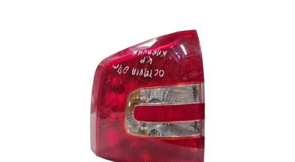 Skoda Octavia Mk2 (1Z) Rear/tail lights 1Z9945257