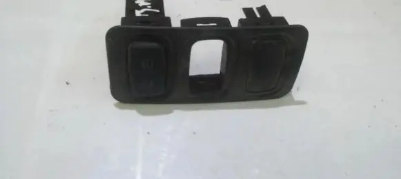 Fog light switch