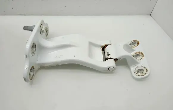 Ford Transit Custom Rear door upper hinge