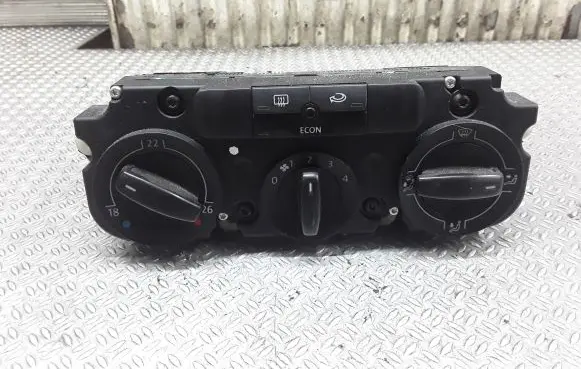 Volkswagen Golf V Climate control unit