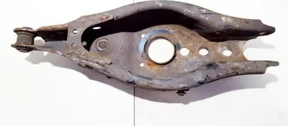 Toyota Avensis T270 Rear upper control arm/wishbone