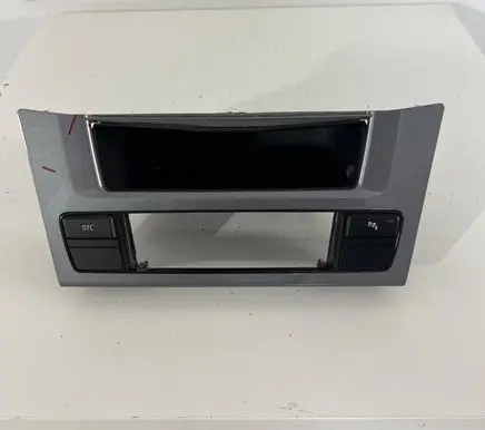 BMW 5 E60 E61 Glove box central console 9139391