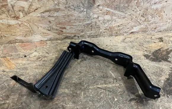 Toyota RAV 4 (XA50) Battery bracket 