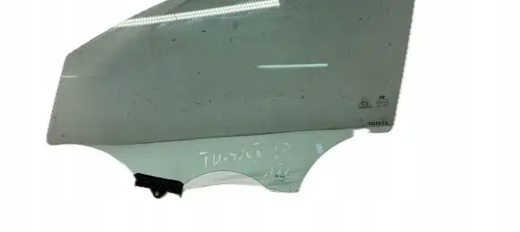 Hyundai Tucson TL Front door window glass four-door