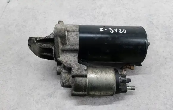 BMW 1 E81 E87 Starter motor