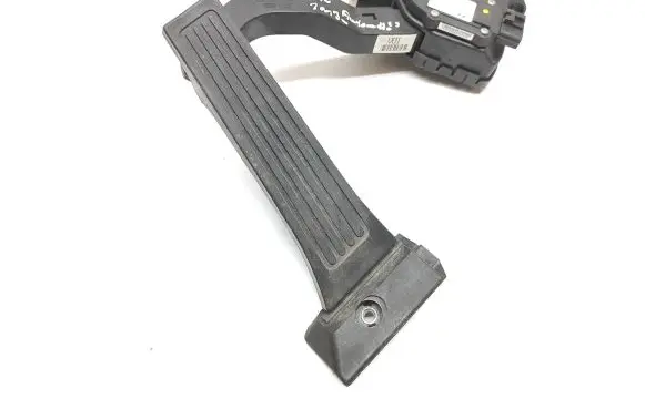 Hyundai i40 Accelerator throttle pedal 327263Z000