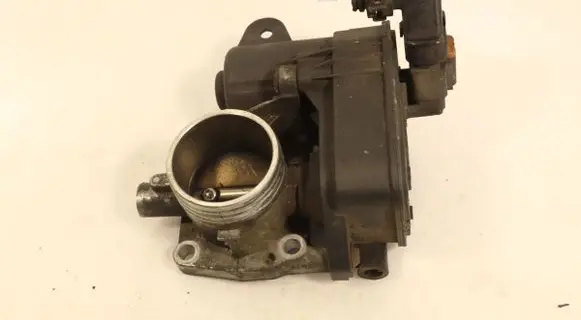 Peugeot 301 Throttle body valve 