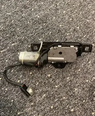 BMW 7 E65 E66 Tailgate boot lock/latch motor 7014872