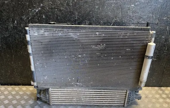 Ford Mustang VI Coolant radiator FR3B19F565AB