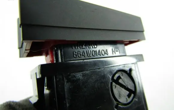 Hyundai Santa Fe Hazard light switch 864w01404