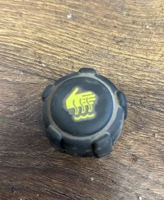Renault Master III Coolant expansion tank/reservoir cap 
