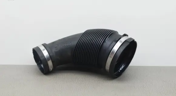 Audi A4 S4 B9 8W Air intake hose/pipe 04L129661B