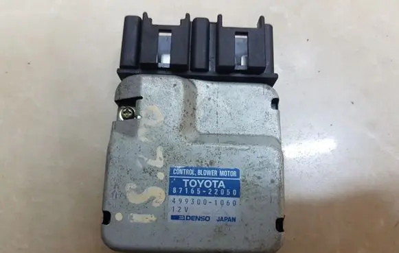 Lexus IS 200-300 Heater blower motor/fan resistor 8716522050 4993001060
