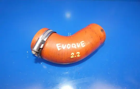 Land Rover Evoque I Air intake hose/pipe 